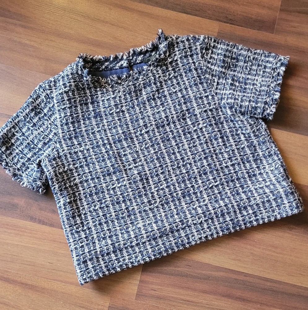 Cropped tweed top petite